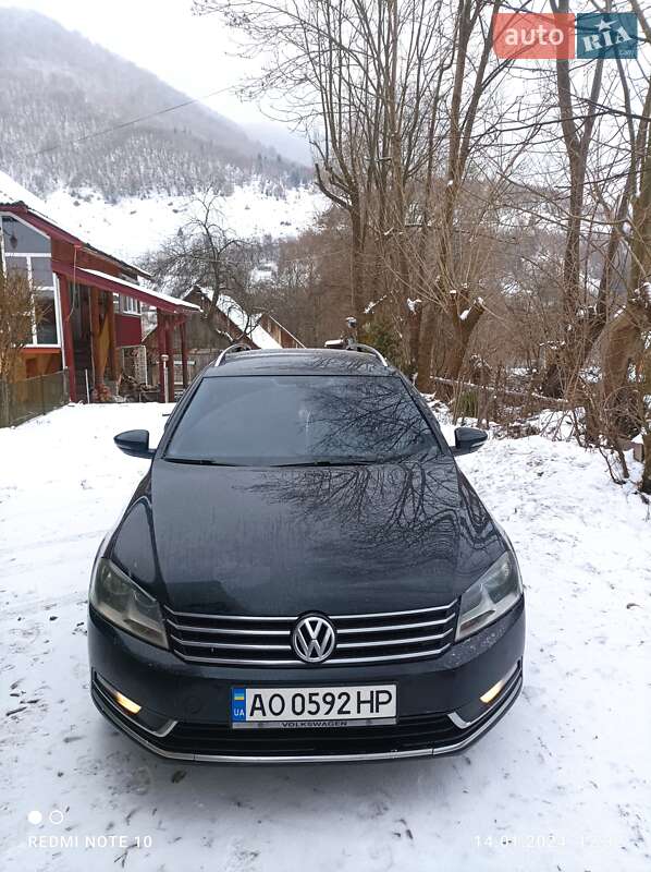 Універсал Volkswagen Passat 2011 в Міжгір'ї