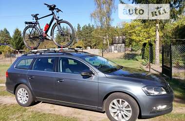 Универсал Volkswagen Passat 2012 в Золочеве