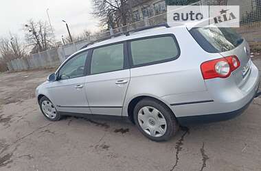 Універсал Volkswagen Passat 2006 в Жмеринці