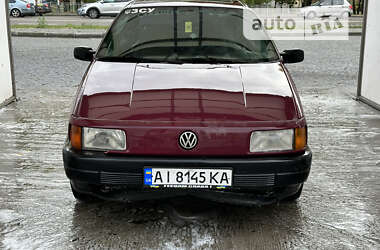 Седан Volkswagen Passat 1988 в Броварах