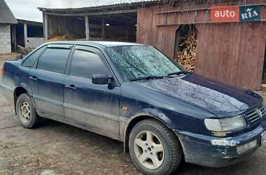 Седан Volkswagen Passat 1996 в Камені-Каширському