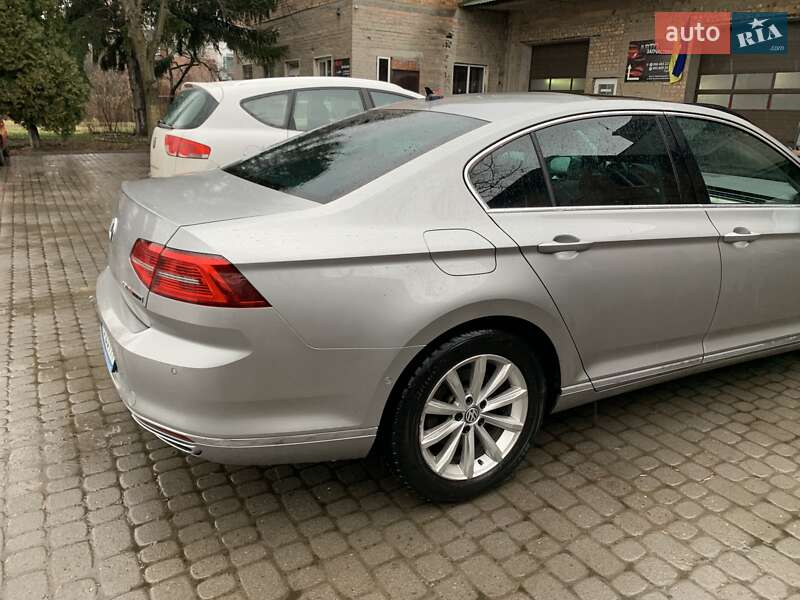 Универсал Volkswagen Passat 2015 в Коломые