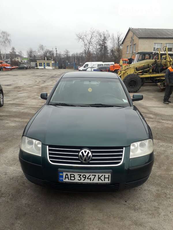 Седан Volkswagen Passat 2000 в Виннице