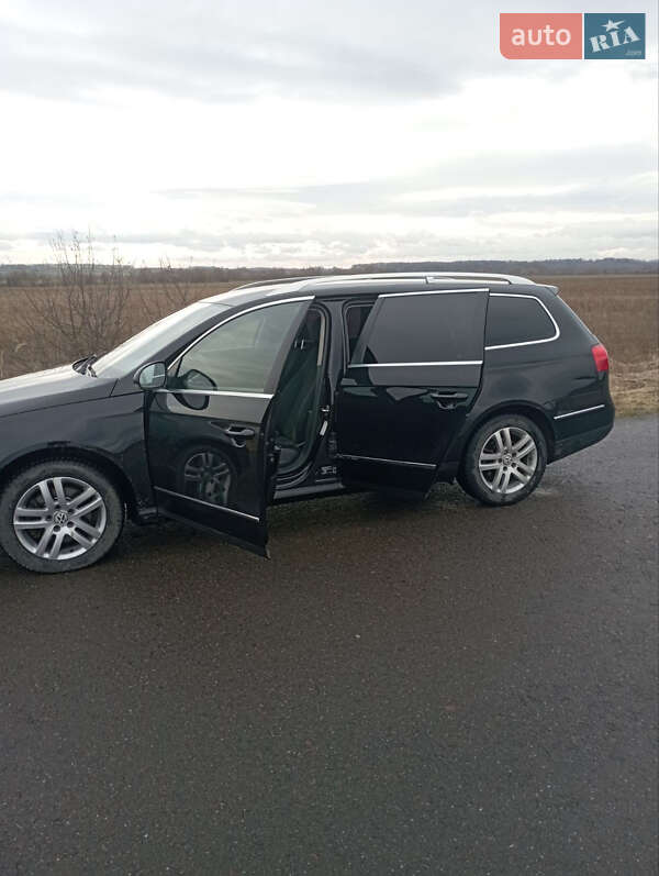 Універсал Volkswagen Passat 2007 в Мостиській