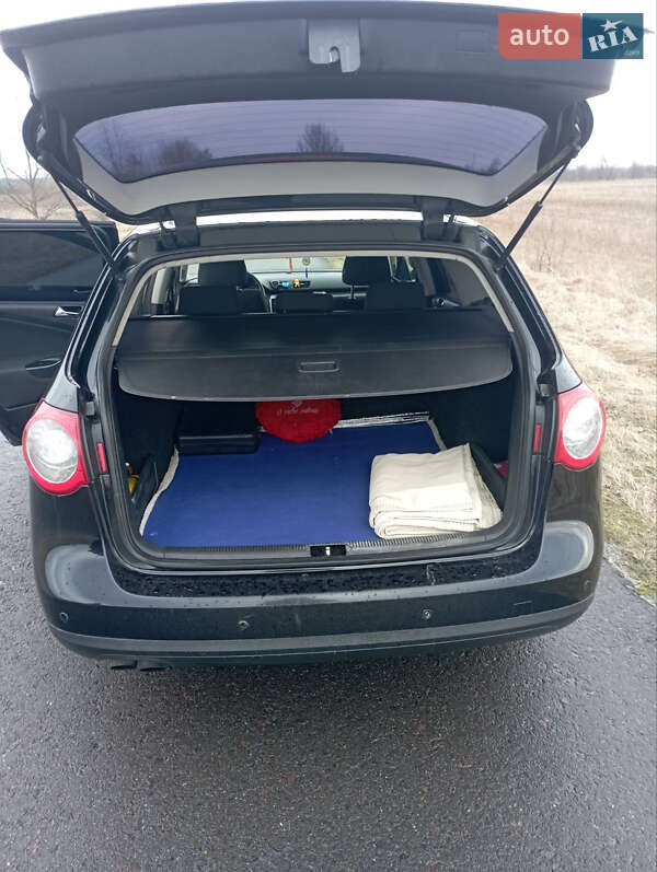 Універсал Volkswagen Passat 2007 в Мостиській