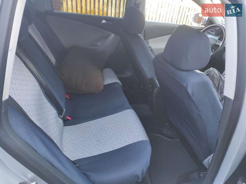Універсал Volkswagen Passat 2009 в Шептицькому