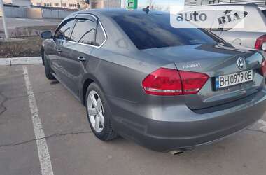 Седан Volkswagen Passat 2013 в Южном