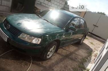 Седан Volkswagen Passat 1996 в Нежине