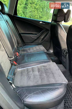 Універсал Volkswagen Passat 2006 в 