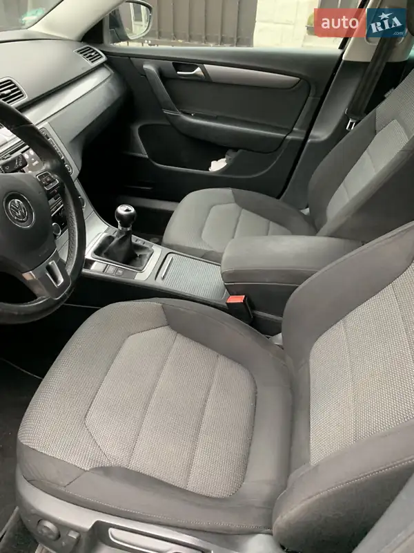 Volkswagen Passat 2011 VIN WVWZZZ3CZBE340049 фото оголошення 9 з 57
