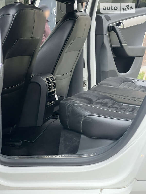 Седан Volkswagen Passat 2013 в Одессе