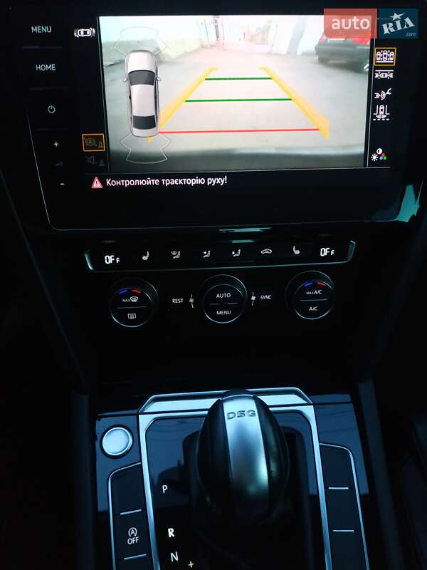 Седан Volkswagen Passat 2017 в Житомире