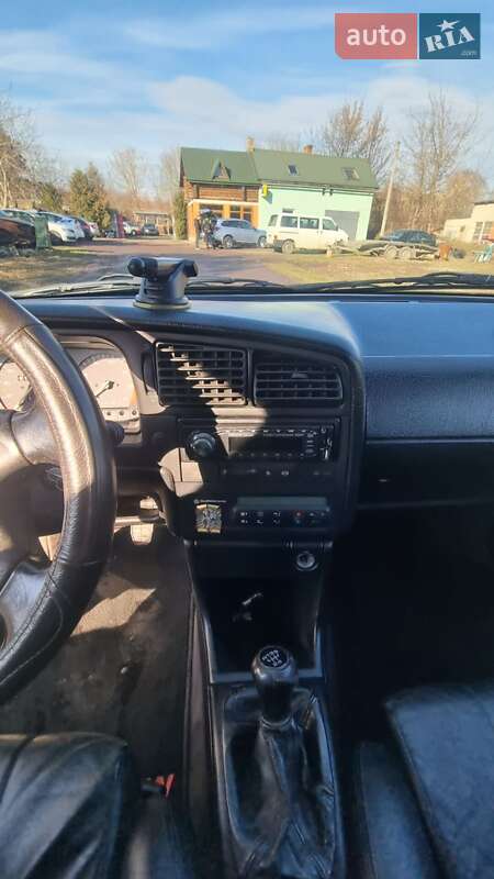 Універсал Volkswagen Passat 1994 в Шептицькому