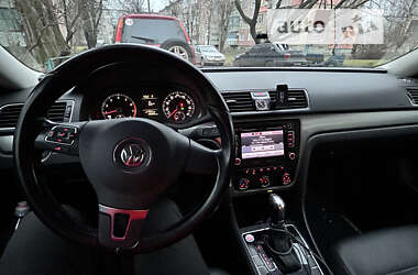 Седан Volkswagen Passat 2015 в Черкассах