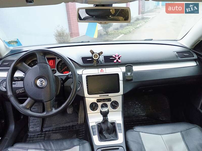 Універсал Volkswagen Passat 2007 в Радомишлі