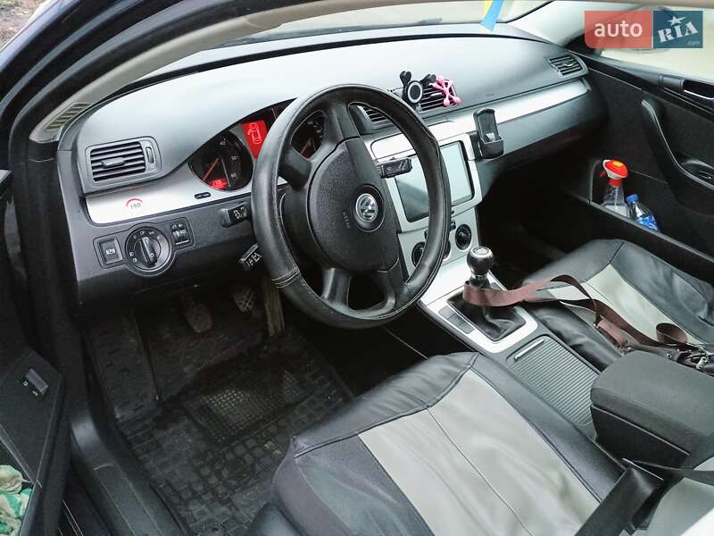 Універсал Volkswagen Passat 2007 в Радомишлі