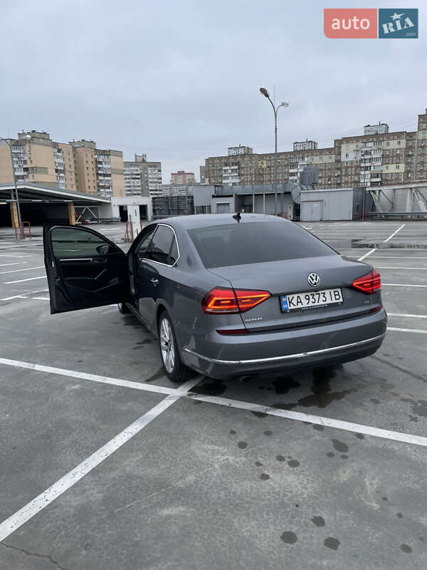 Седан Volkswagen Passat 2016 в Києві