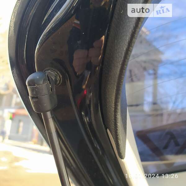 Універсал Volkswagen Passat 2009 в Миколаєві