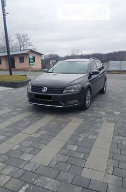 Универсал Volkswagen Passat 2011 в Ужгороде