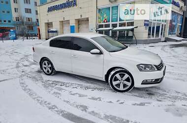 Седан Volkswagen Passat 2012 в Полтаві