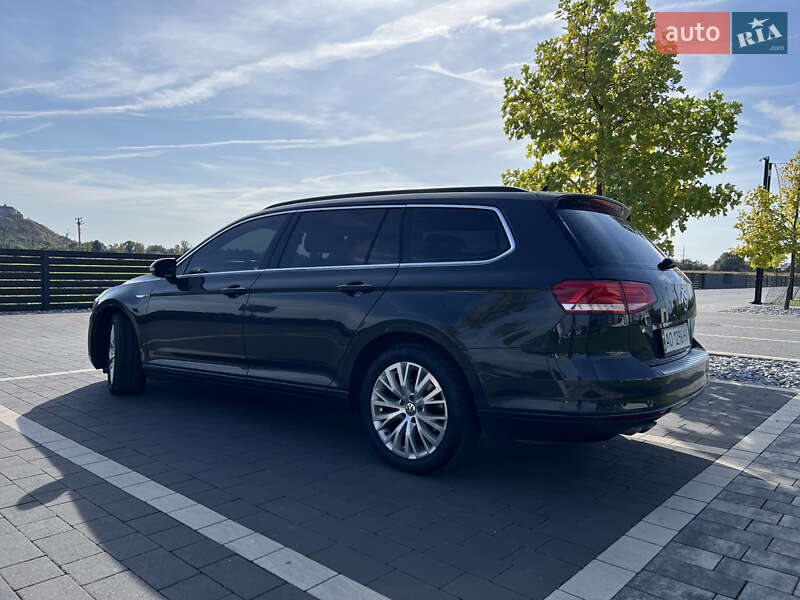 Универсал Volkswagen Passat 2015 в Мукачево