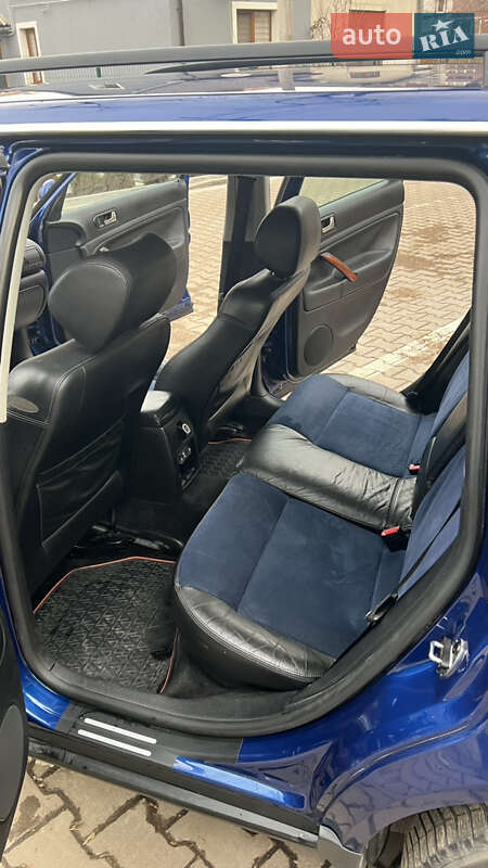Універсал Volkswagen Passat 2001 в Чернівцях