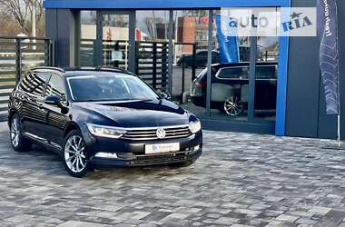 Универсал Volkswagen Passat 2019 в Ровно