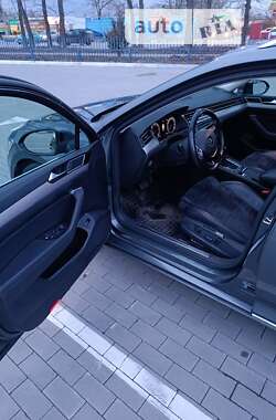 Универсал Volkswagen Passat 2015 в Запорожье