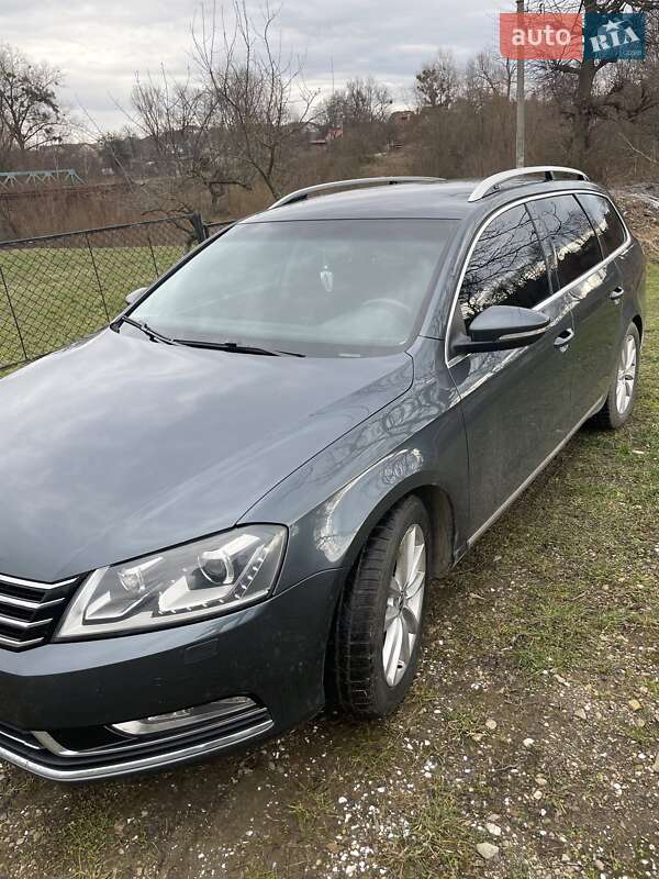 Універсал Volkswagen Passat 2012 в Самборі
