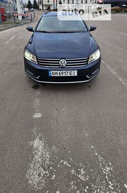 Универсал Volkswagen Passat 2013 в Житомире