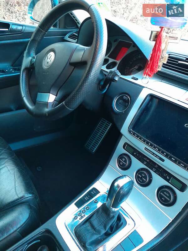 Универсал Volkswagen Passat 2007 в Кельменцах