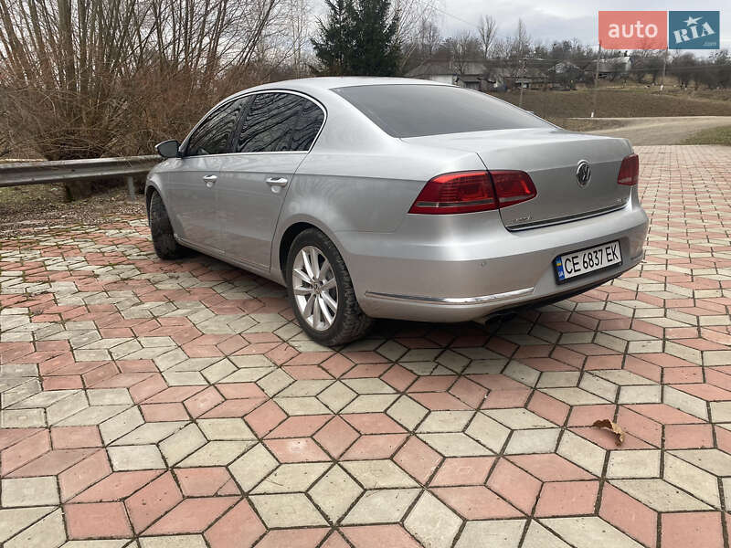 Седан Volkswagen Passat 2013 в Чернівцях