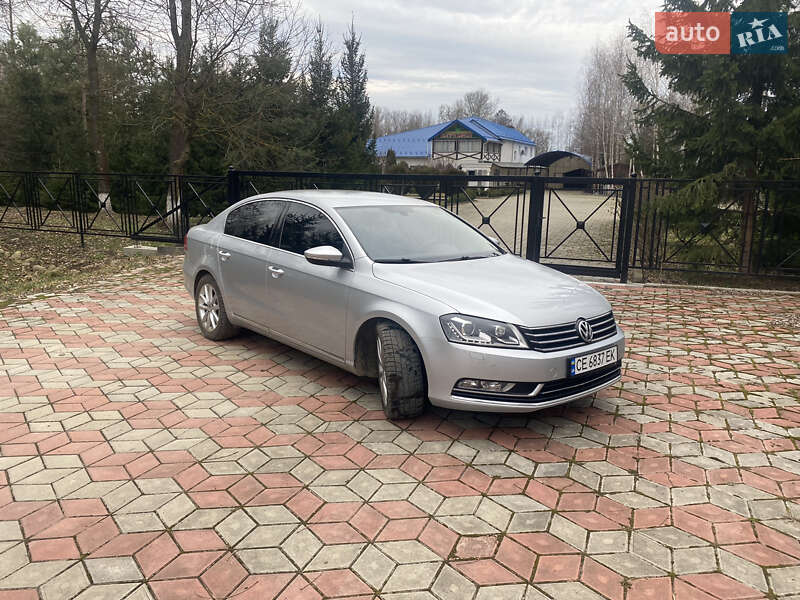 Седан Volkswagen Passat 2013 в Чернівцях