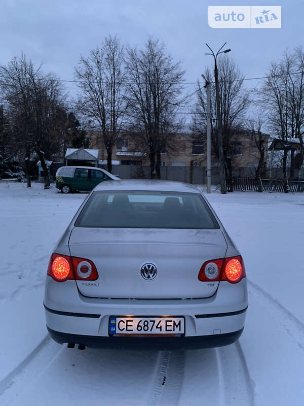 Седан Volkswagen Passat 2008 в Новой Ушице
