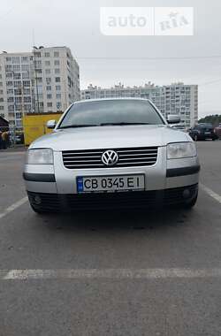 Седан Volkswagen Passat 2002 в Чернигове
