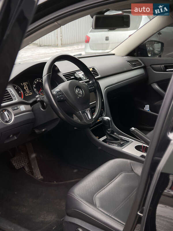 Седан Volkswagen Passat 2014 в Бердичеве