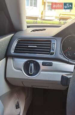 Седан Volkswagen Passat 2017 в 
