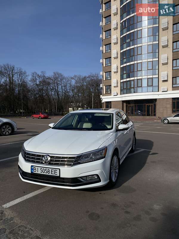 Седан Volkswagen Passat 2016 в Кременчуці