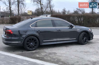 Седан Volkswagen Passat 2016 в 