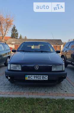 Седан Volkswagen Passat 1990 в Камне-Каширском