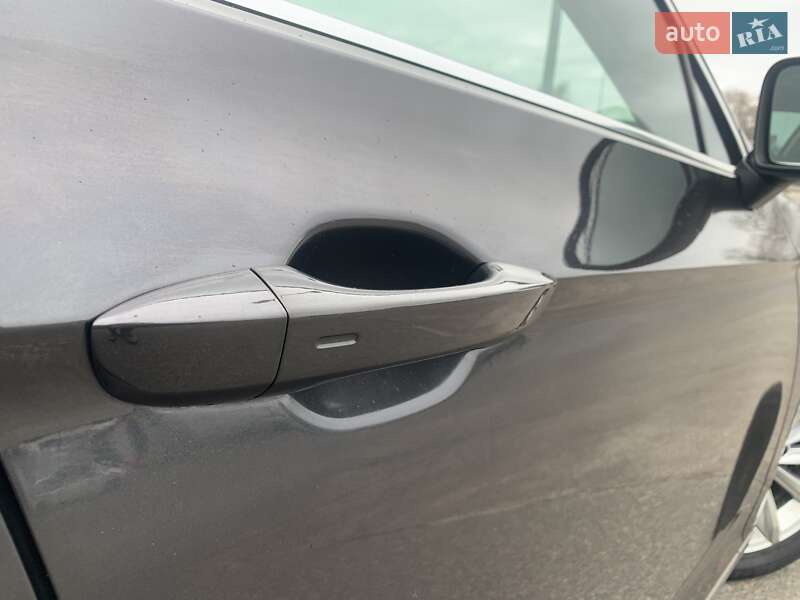 Универсал Volkswagen Passat 2017 в Киеве