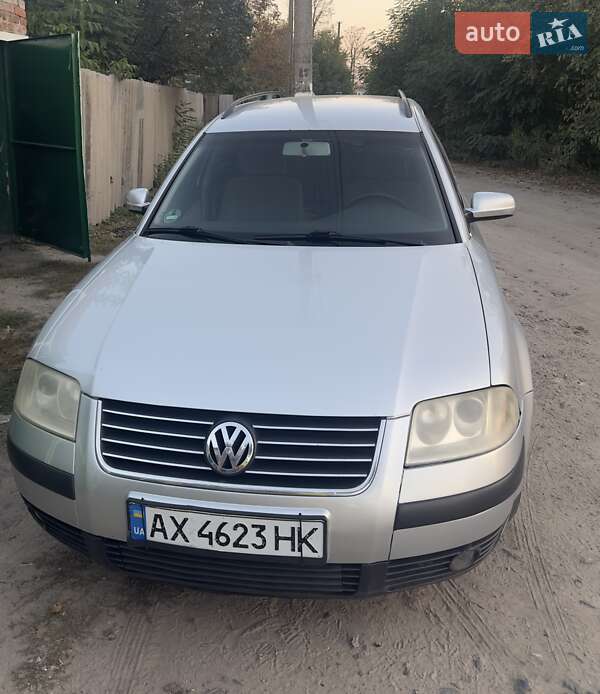 Універсал Volkswagen Passat 2000 в Харкові