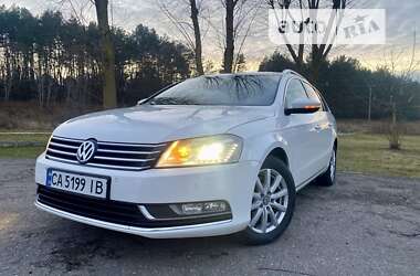 Универсал Volkswagen Passat 2012 в Богуславе