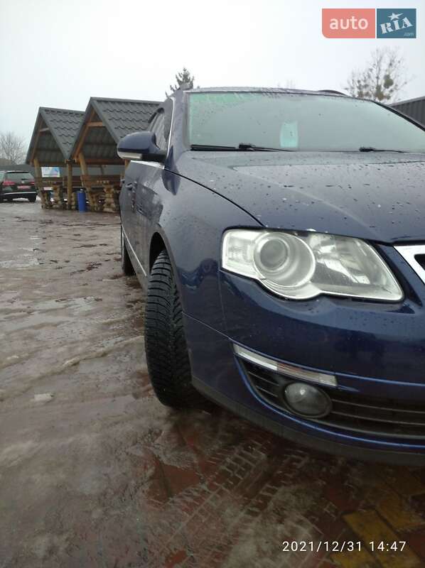 Универсал Volkswagen Passat 2009 в Сарнах