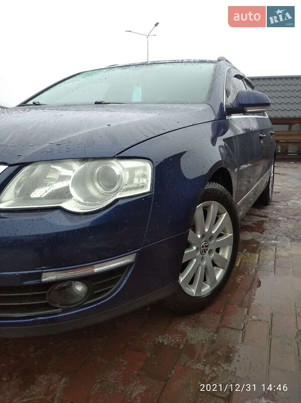 Универсал Volkswagen Passat 2009 в Сарнах