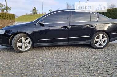 Седан Volkswagen Passat 2007 в Дніпрі