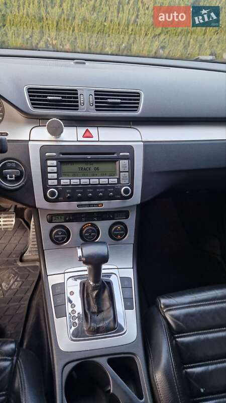 Седан Volkswagen Passat 2007 в Днепре