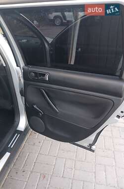 Универсал Volkswagen Passat 2003 в Тернополе