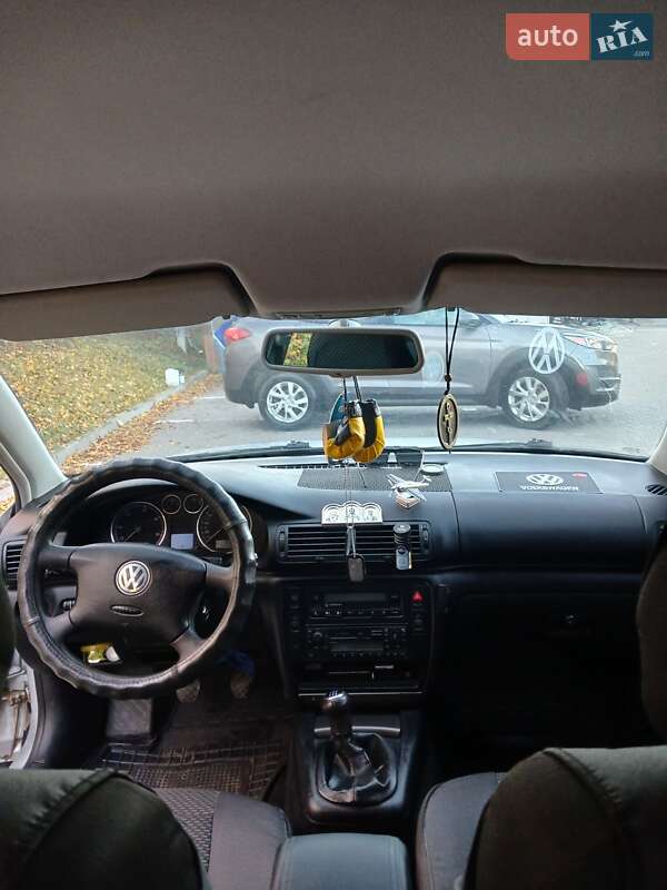 Универсал Volkswagen Passat 2003 в Тернополе