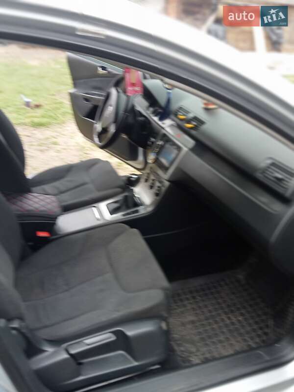 Универсал Volkswagen Passat 2005 в Львове